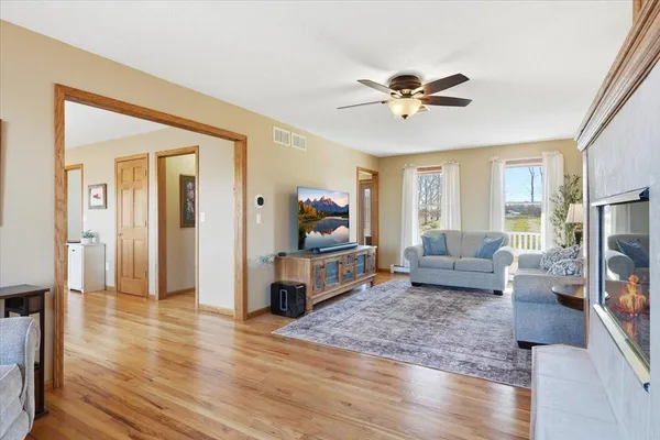 $550,000 | 1868 90th Street, New Richmond, WI 54017