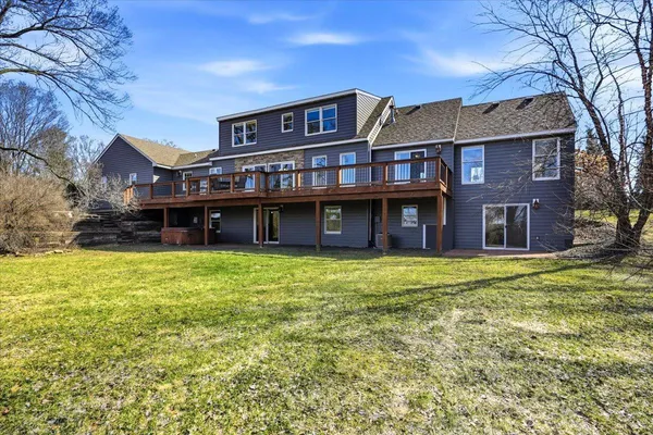 $550,000 | 1868 90th Street, New Richmond, WI 54017