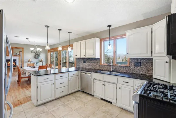 $550,000 | 1868 90th Street, New Richmond, WI 54017