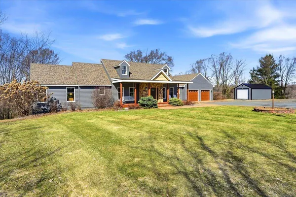 $550,000 | 1868 90th Street, New Richmond, WI 54017