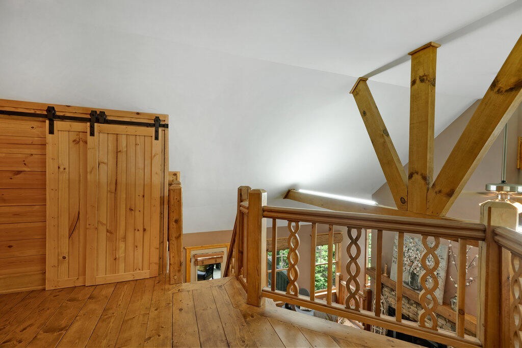 647 Omega Drive Spring City, TN 37381 - Photo 24 of 43 a view of entryway with wooden floor