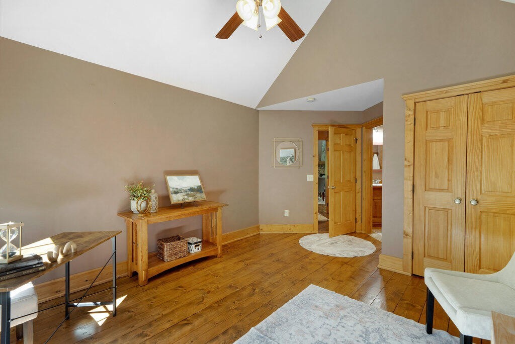 647 Omega Drive Spring City, TN 37381 - Photo 10 of 43 a bathroom with a sink and a mirror