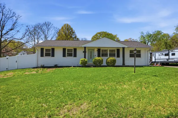 $435,000 | 16111 Village Drive West, Upper Marlboro, MD 20772