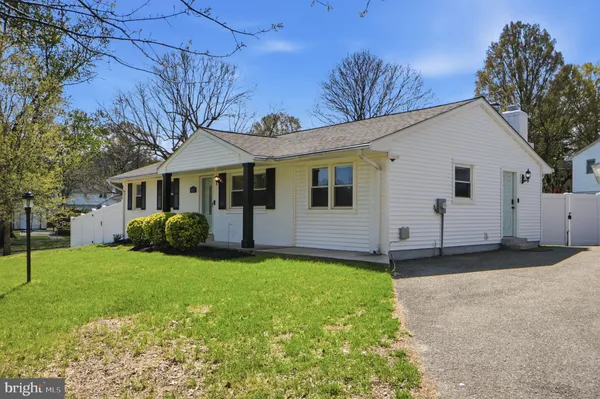 $435,000 | 16111 Village Drive West, Upper Marlboro, MD 20772