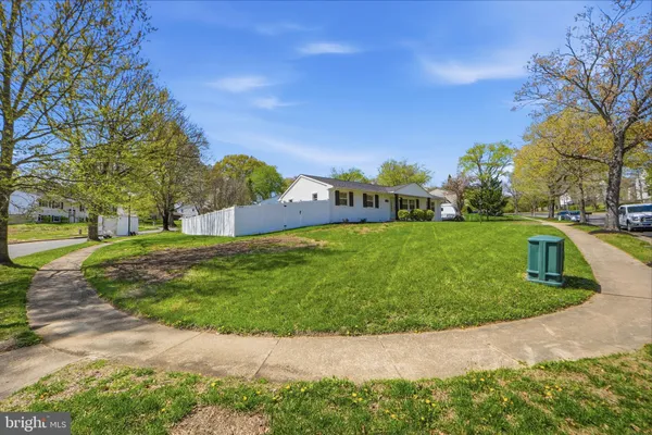 $435,000 | 16111 Village Drive West, Upper Marlboro, MD 20772