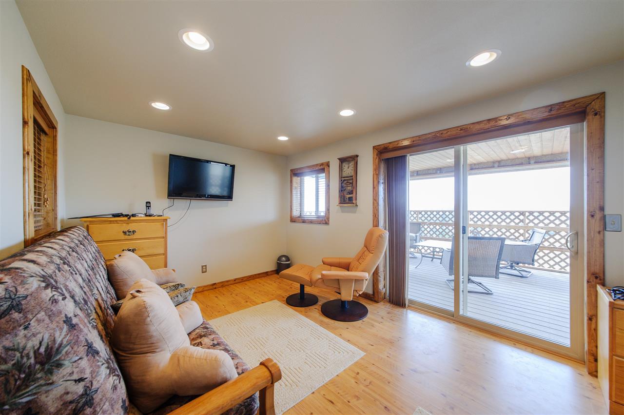 2492 Phay Road Elk, WA 99009 - Photo 13 of 18