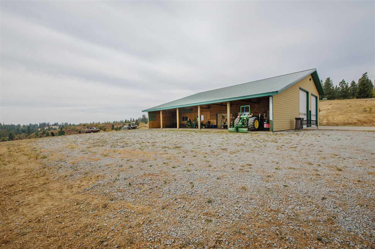 2492 Phay Road Elk, WA 99009 - Photo 4 of 18