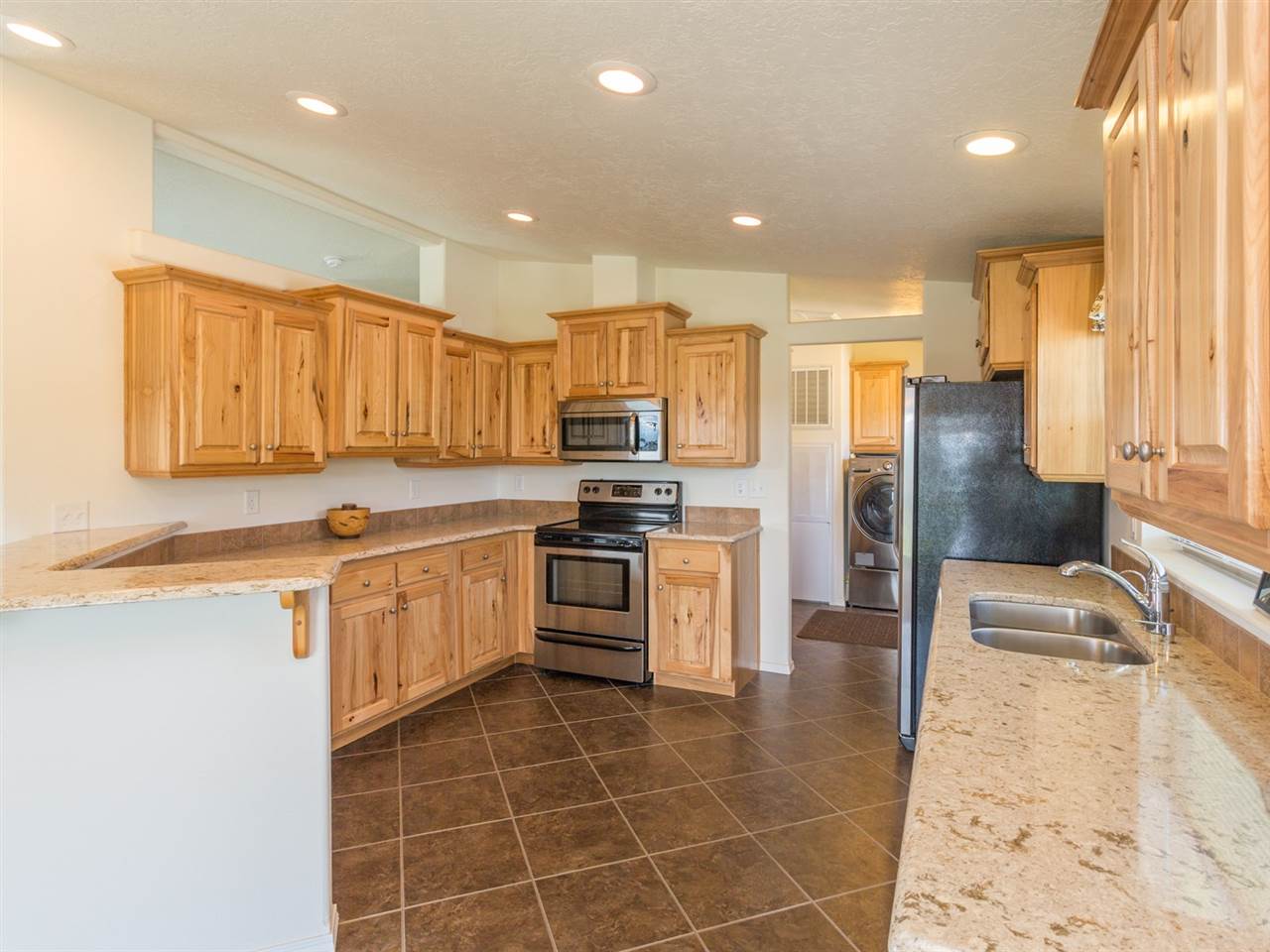 2492 Phay Road Elk, WA 99009 - Photo 5 of 18