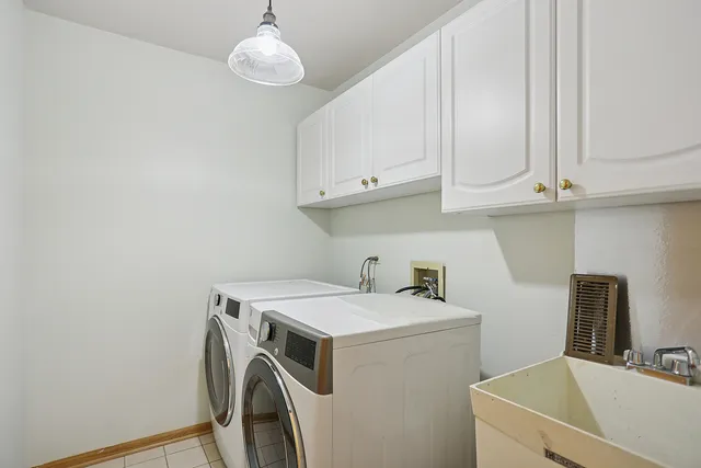 $3,000 | 17727 Mayher Drive, Orland Park, IL 60467