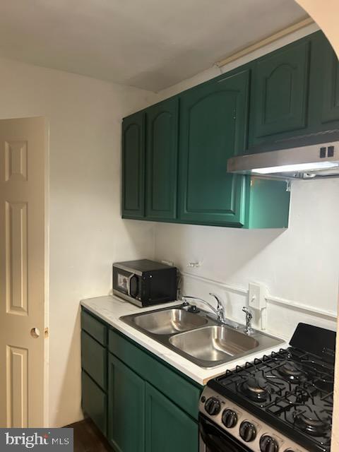 904 5th Street Northeast Washington, DC 20002 - Photo 10 of 11 Kitchen