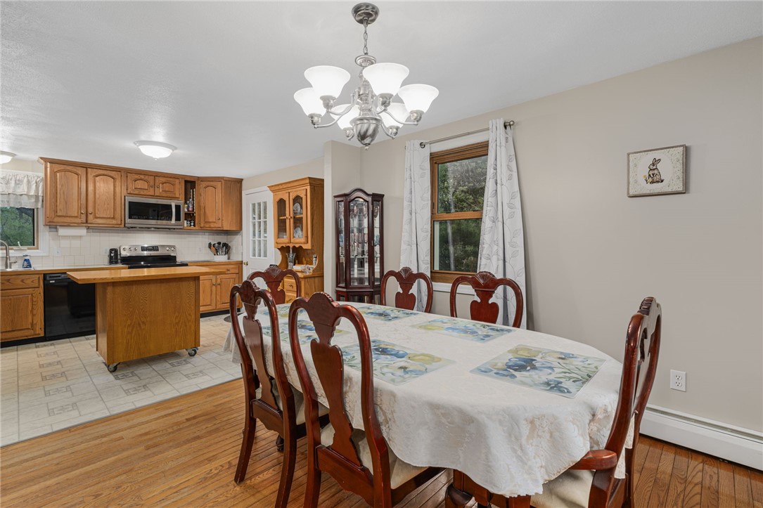 637 Read School House Road Coventry, RI 02816 - Photo 13 of 47