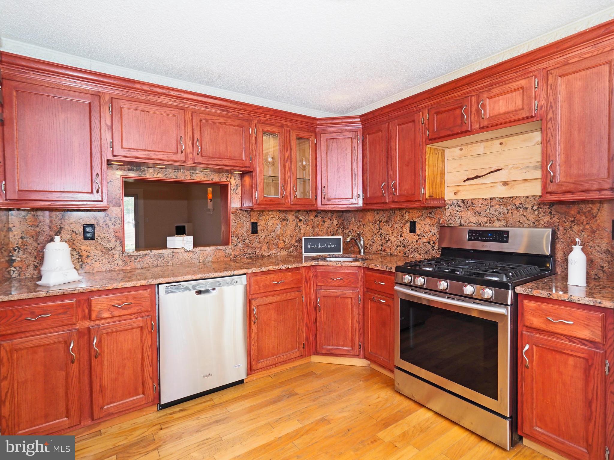 3 Fillmore Place Trenton, NJ 08648 - Photo 3 of 23