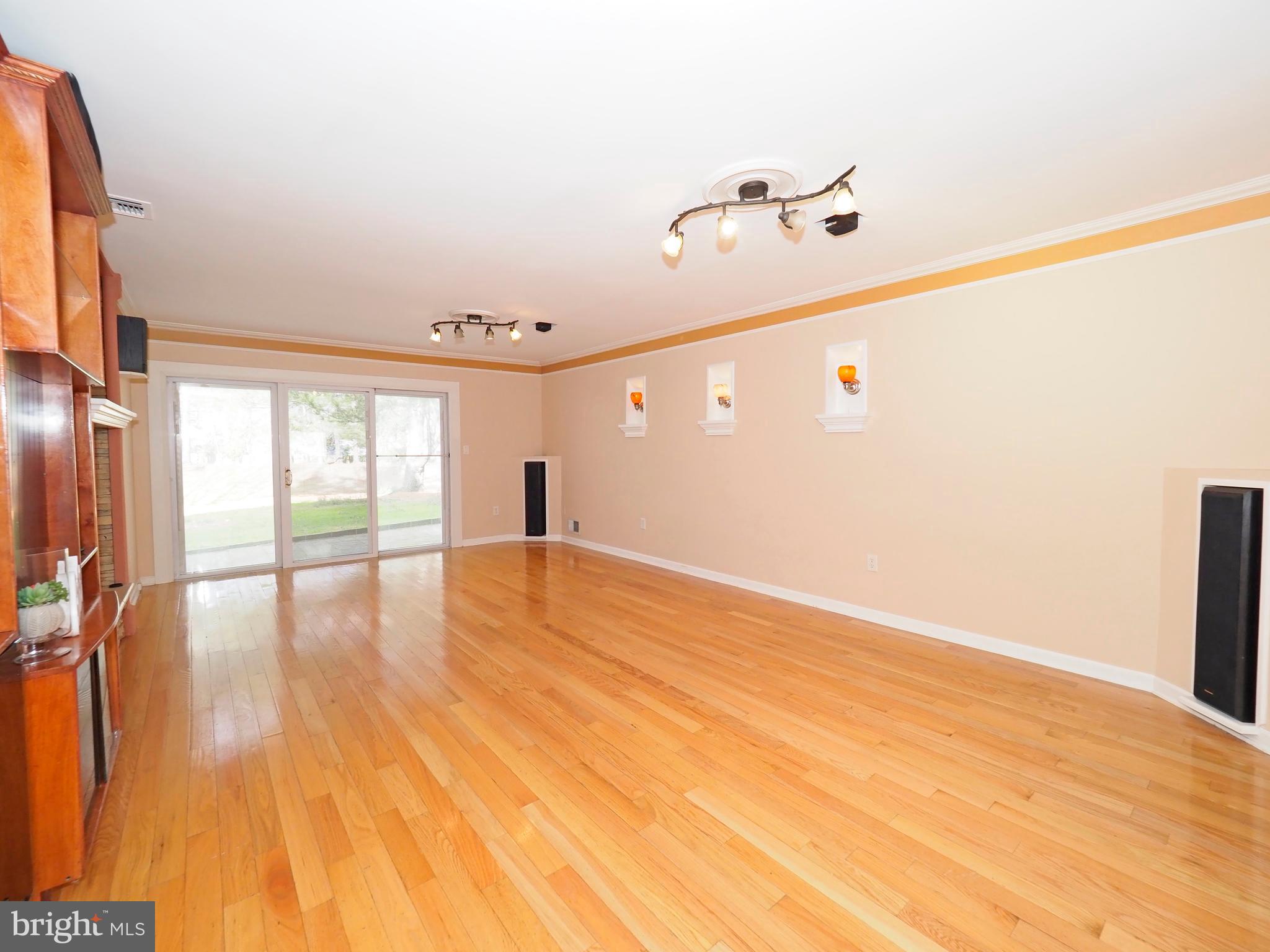 3 Fillmore Place Trenton, NJ 08648 - Photo 7 of 23