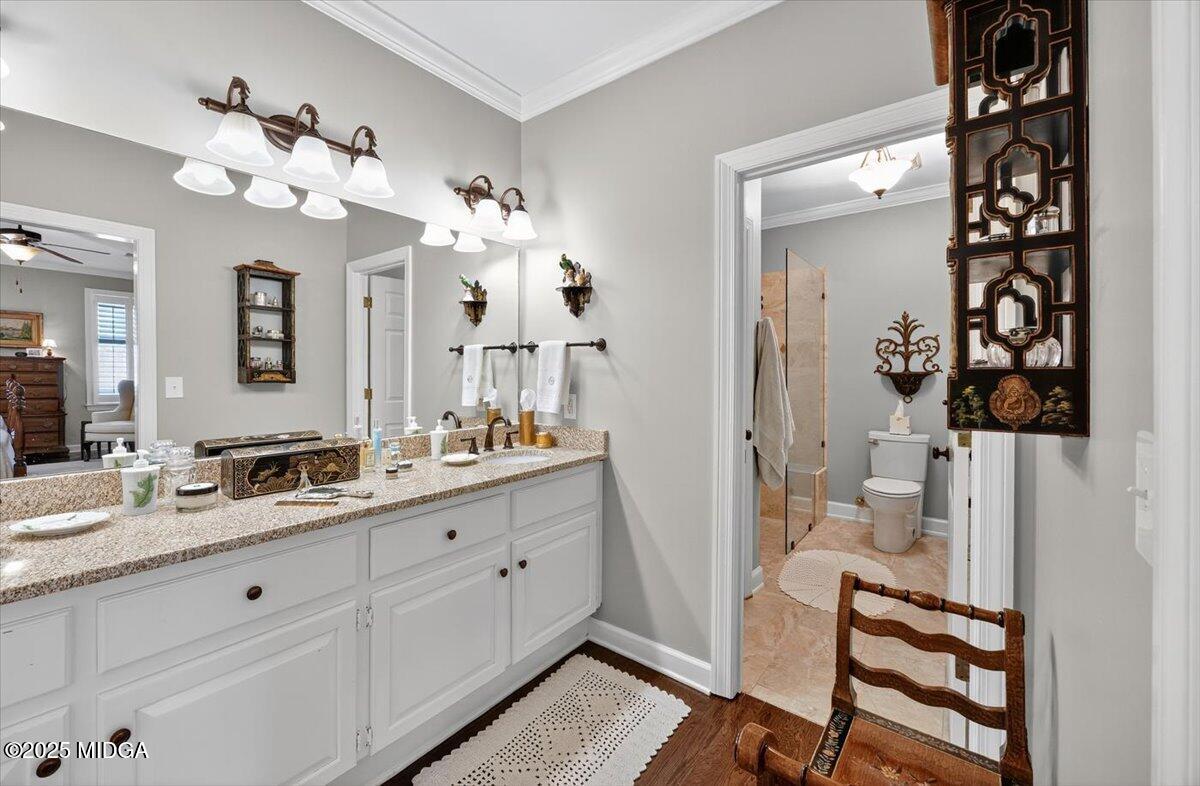 133 Covington Place Macon, GA 31210 - Photo 29 of 36 a bathroom with a sink vanity and mirror