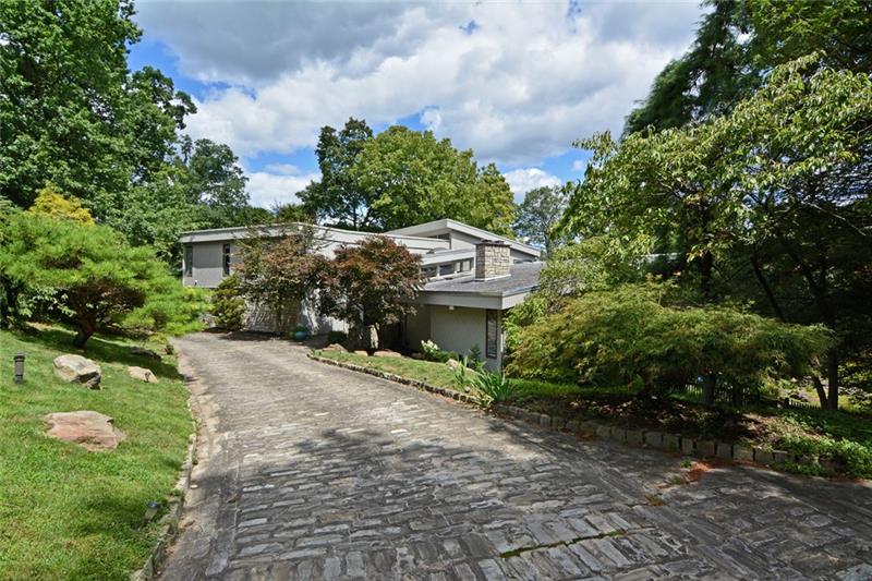 134 Riding Trail Lane Pittsburgh, PA 15215 - Photo 1 of 25 Gallery Image 1