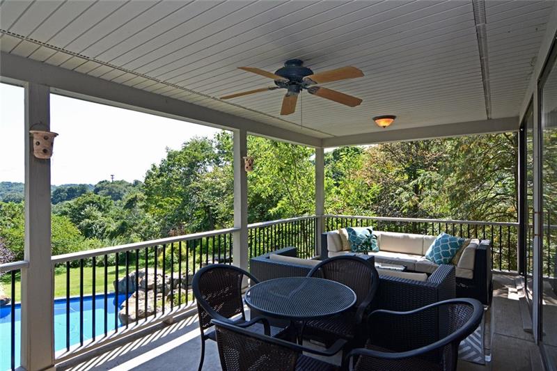 134 Riding Trail Lane Pittsburgh, PA 15215 - Photo 7 of 25 Gallery Image 7