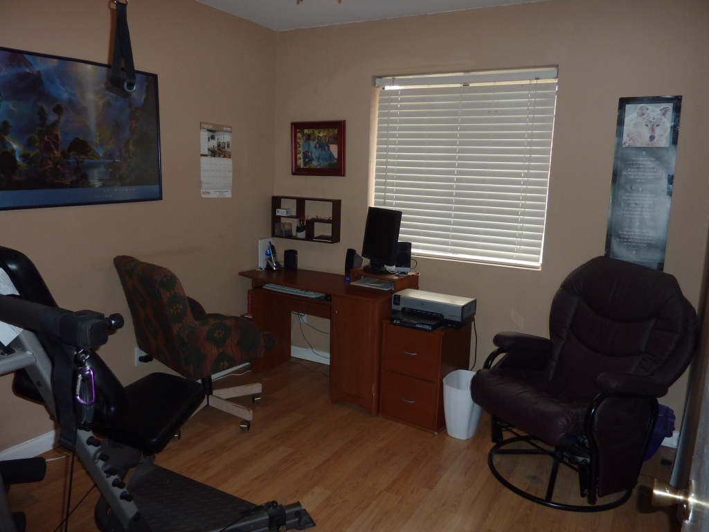 406 East Cullumber Avenue, Unit A Gilbert, AZ 85234 - Photo 13 of 17 Bathroom 2