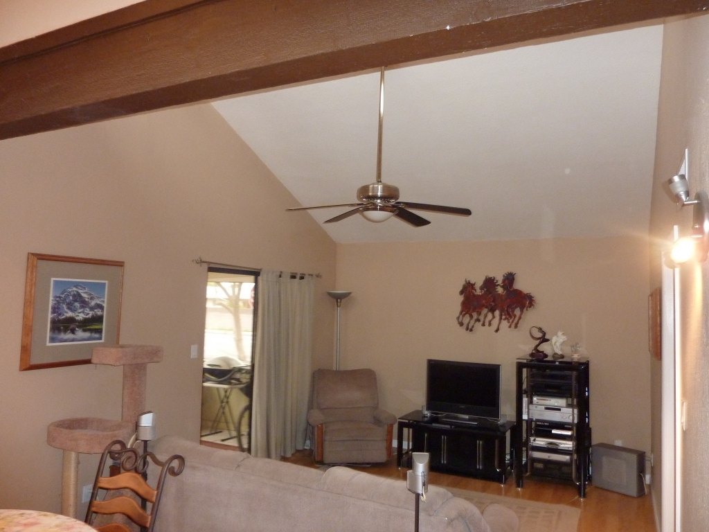 406 East Cullumber Avenue, Unit A Gilbert, AZ 85234 - Photo 16 of 17 Living Room 1