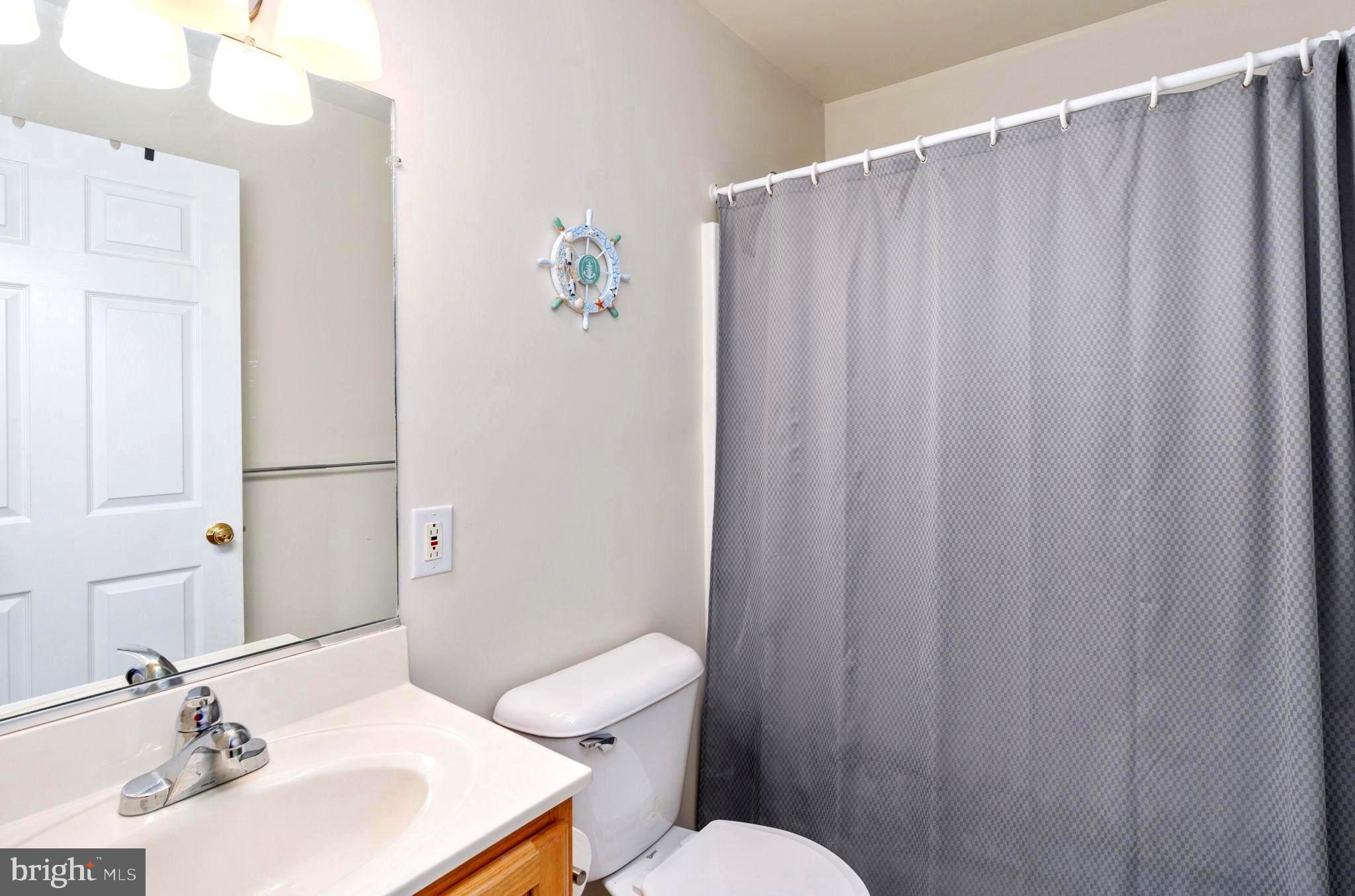 238 12th Street Colonial Beach, VA 22443 - Photo 13 of 32 Secondary Bath