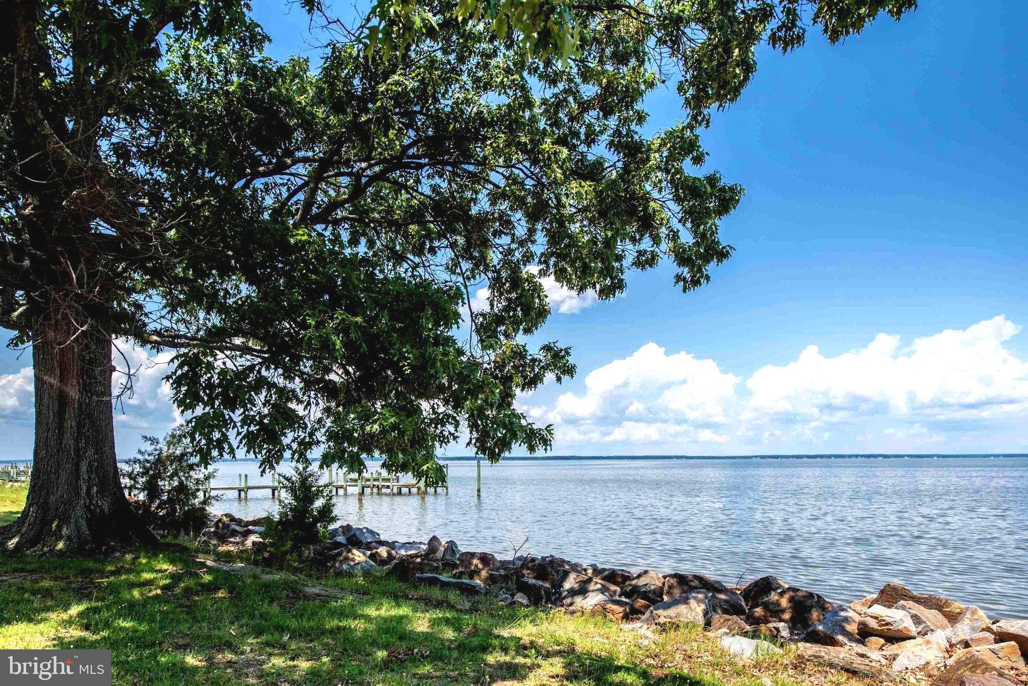 238 12th Street Colonial Beach, VA 22443 - Photo 28 of 32 Shoreline View