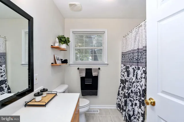 $325,000 | 238 12th Street, Colonial Beach, VA 22443