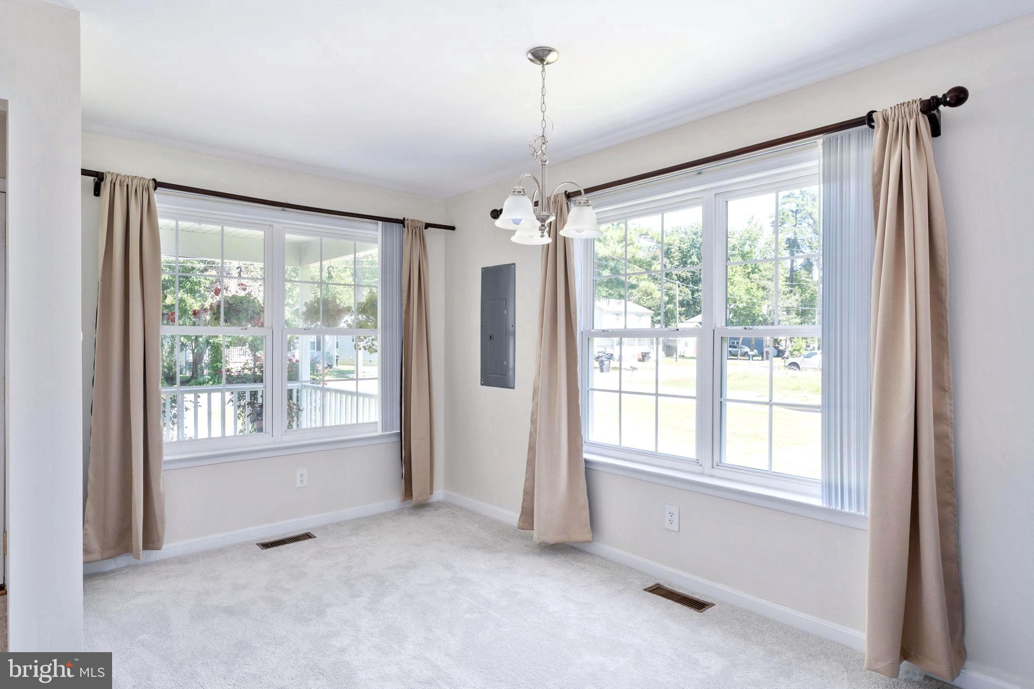 238 12th Street Colonial Beach, VA 22443 - Photo 7 of 32 Open Dining Area