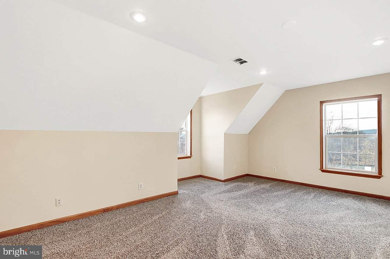 1665 County Line Road York Springs, PA 17372 - Photo 15 of 26 Gallery Image 15
