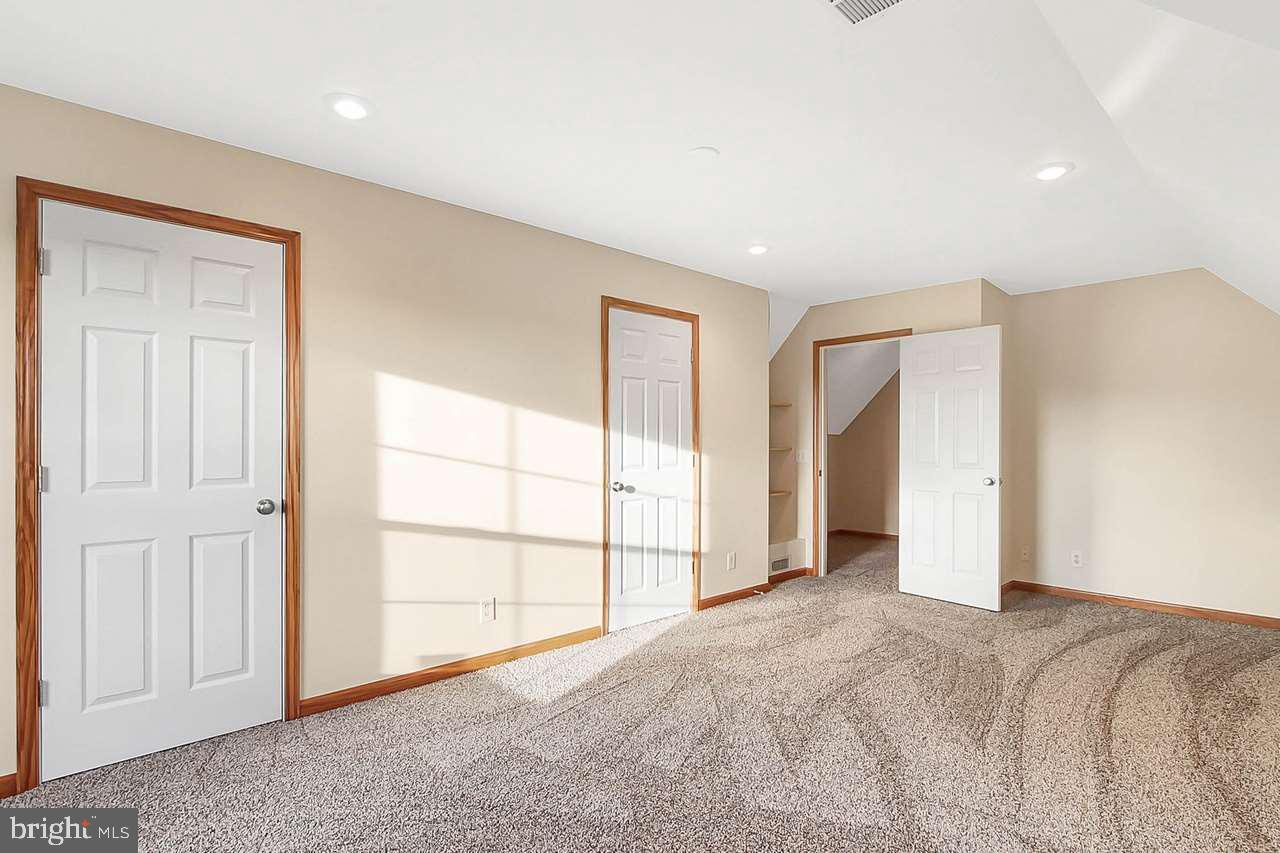1665 County Line Road York Springs, PA 17372 - Photo 16 of 26 Gallery Image 16