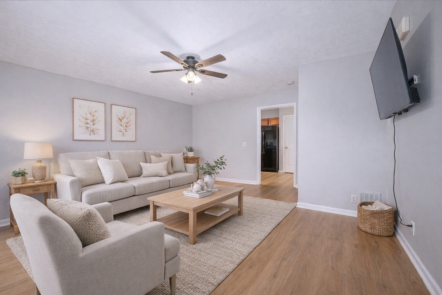 1209 Fall Parkway Murfreesboro, TN 37129 - Photo 2 of 22 a living room with furniture