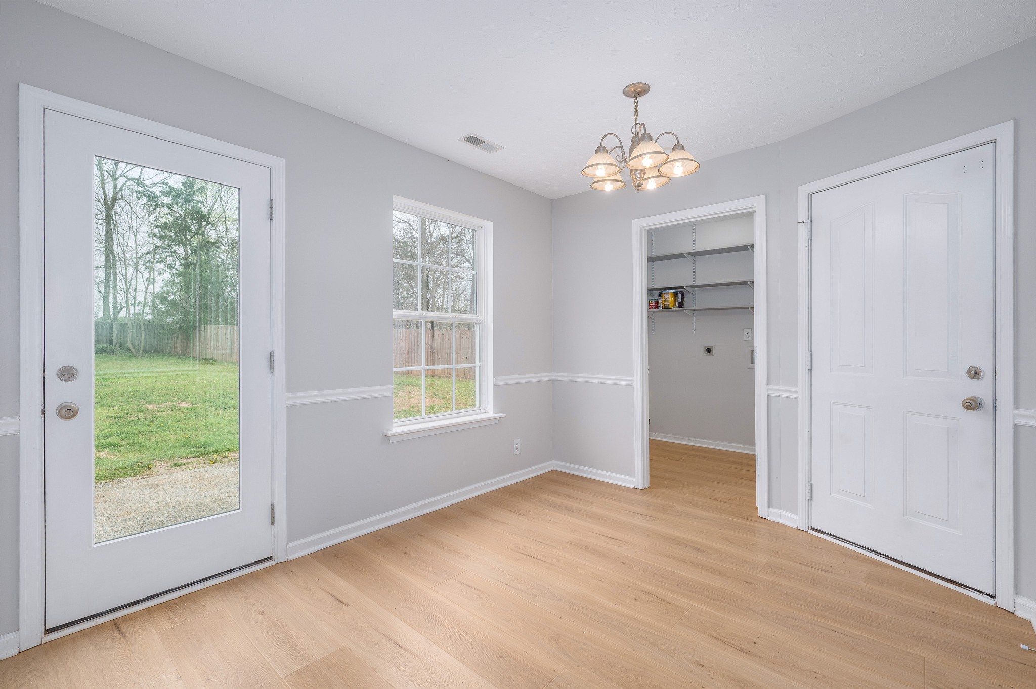 1209 Fall Parkway Murfreesboro, TN 37129 - Photo 7 of 22 a view of an empty room with a window