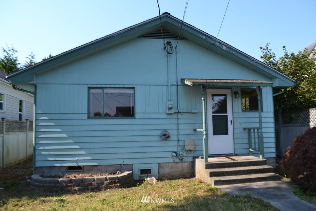 2209 Rockefeller Avenue Everett, WA 98201 - Photo 9 of 13
