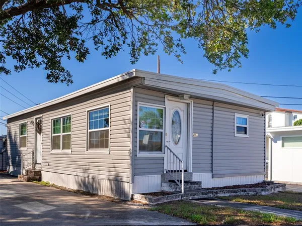 $115,000 | 401 Denice Drive, Unit 401, Seminole, FL 33772
