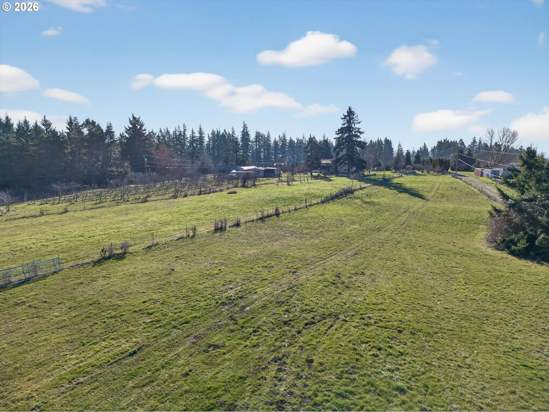 13601 South Union Hall Road Canby, OR 97013 - Photo 45 of 48 a view of a swimming pool and an outdoor seating
