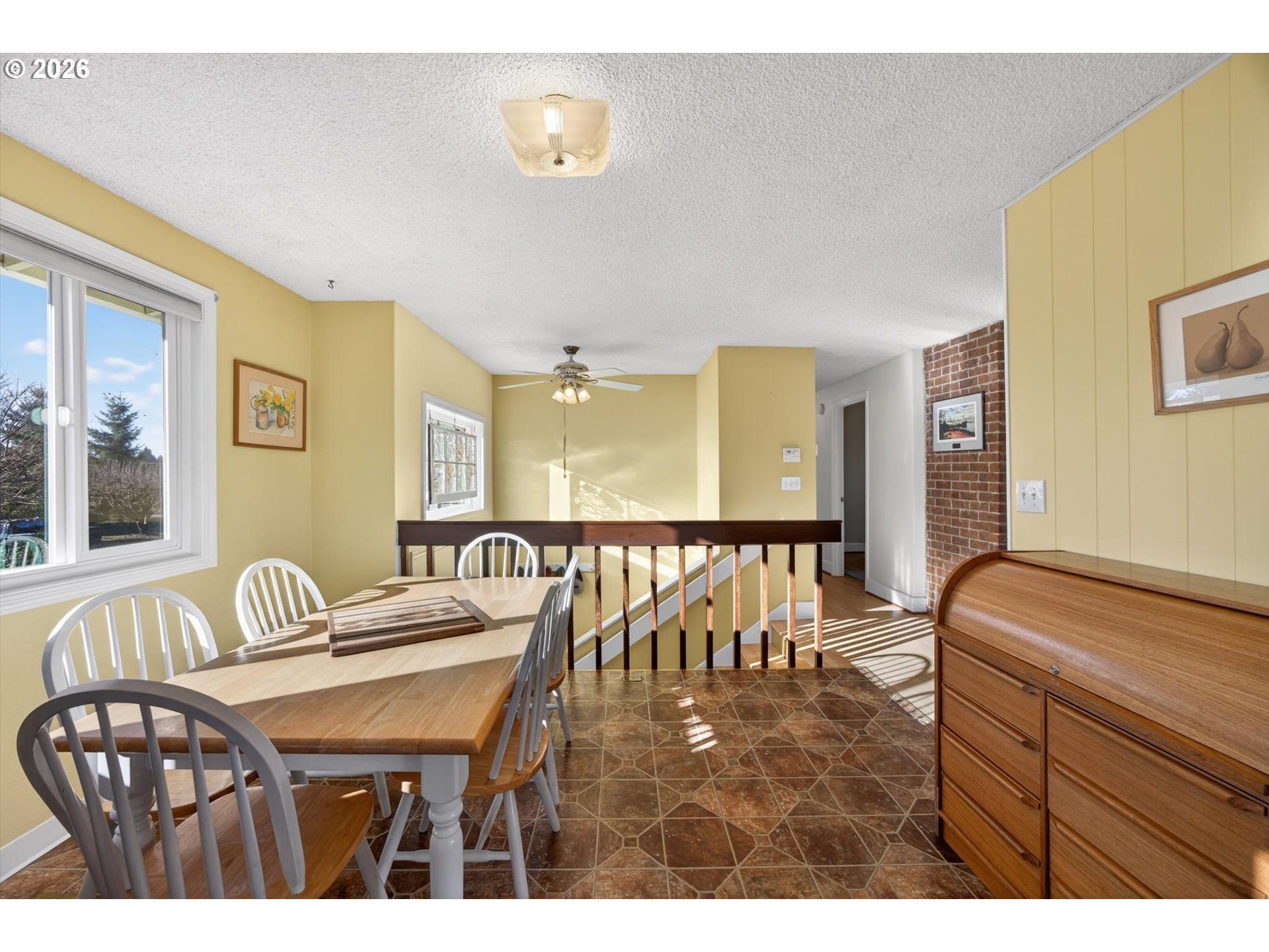 13601 South Union Hall Road Canby, OR 97013 - Photo 7 of 48 a dining room with furniture and wooden floor