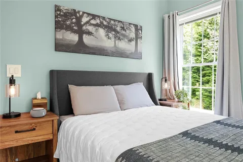 $900,000 | 23 Crest Circle, Smithfield, RI 02917