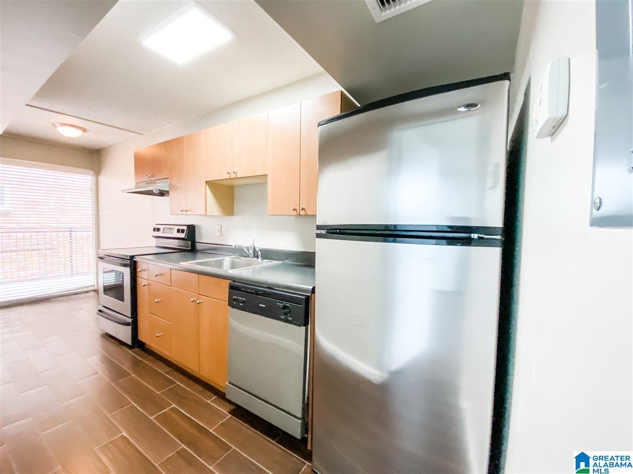 2990 Rhodes Circle South, Unit 208 Birmingham, AL 35205 - Photo 6 of 15