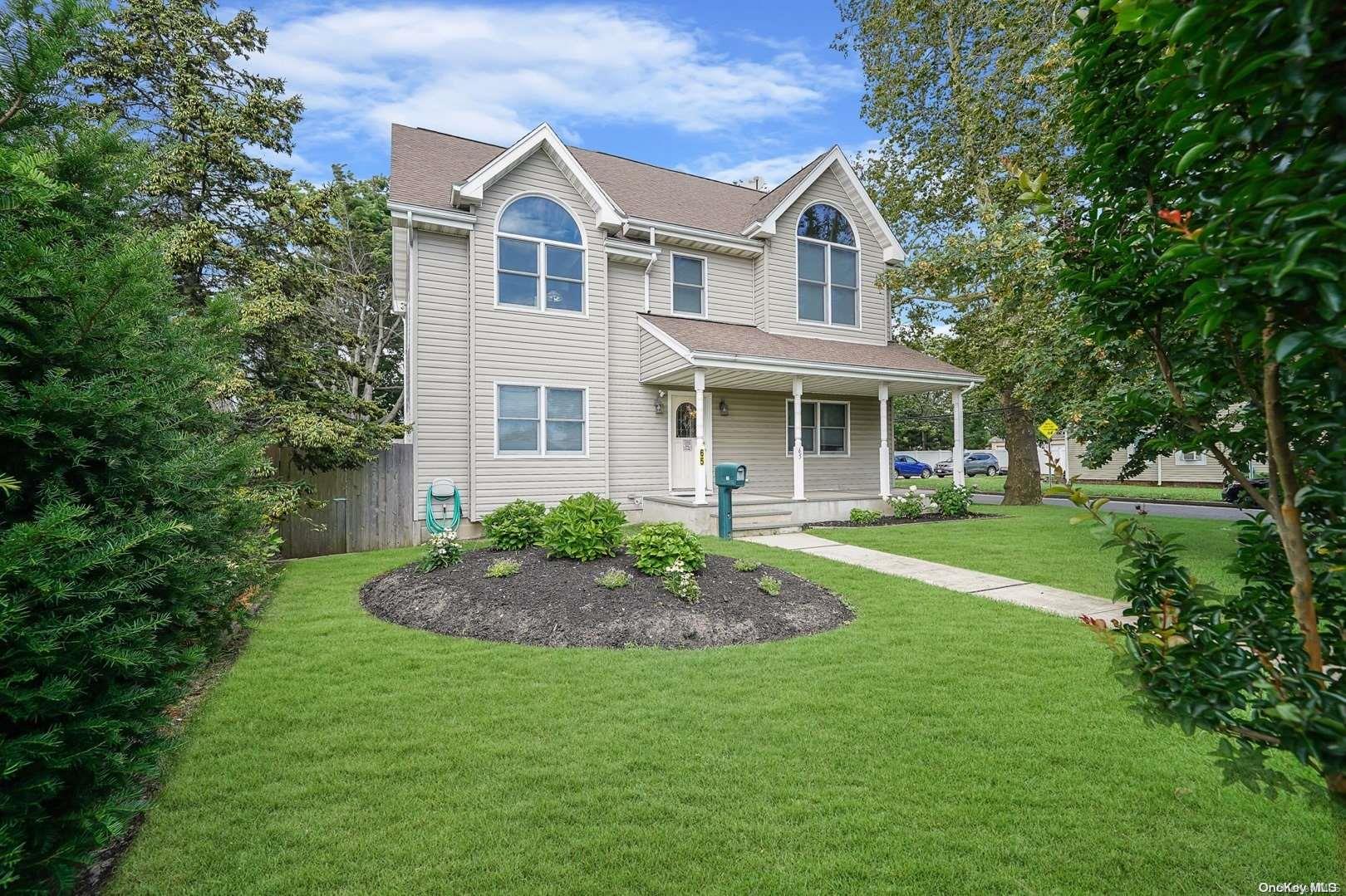 65 Lake Street Patchogue, NY 11772 - Photo 1 of 1