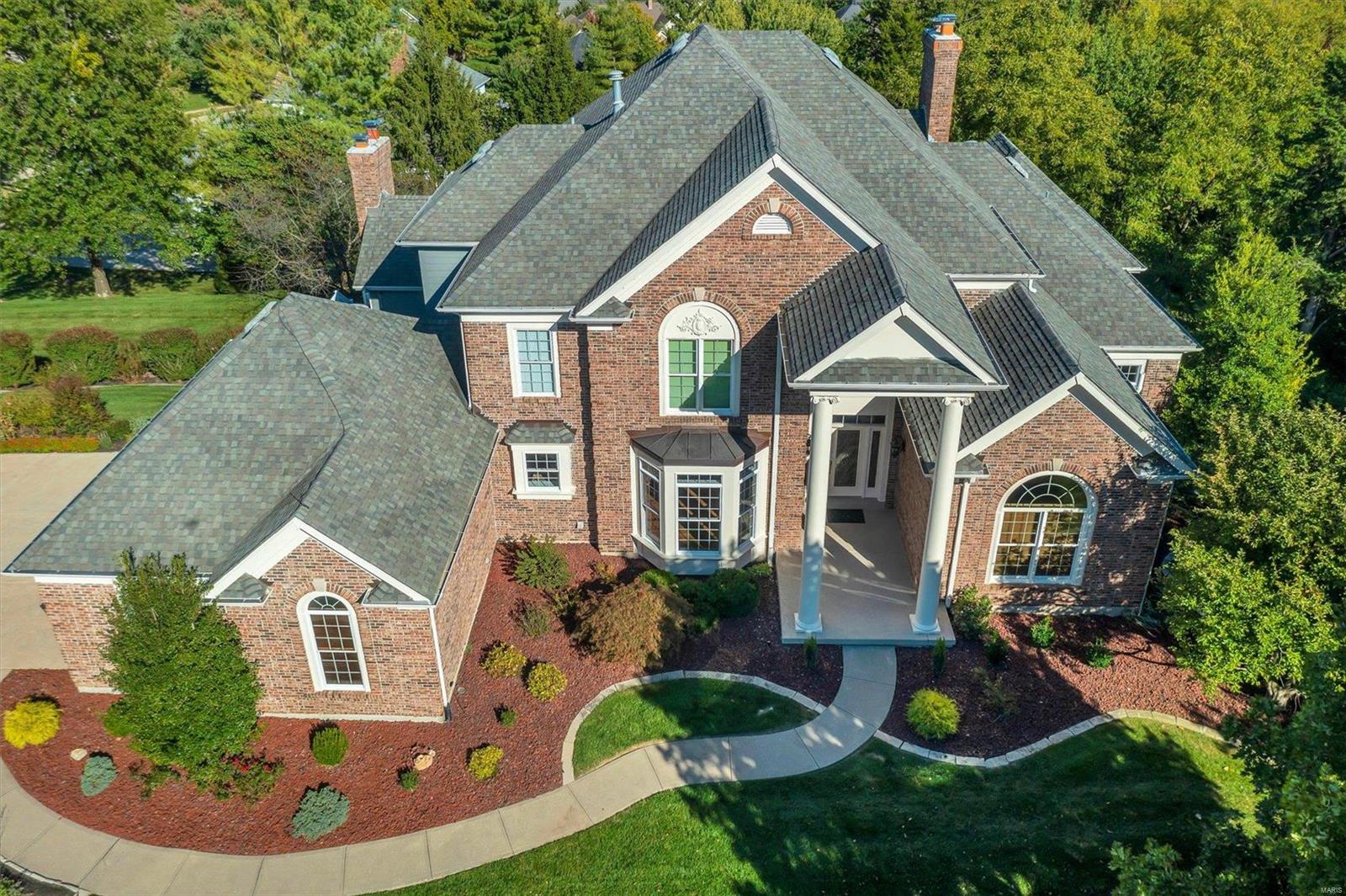 17975 Bonhomme Ridge Court Chesterfield, MO 63005 - Photo 3 of 69