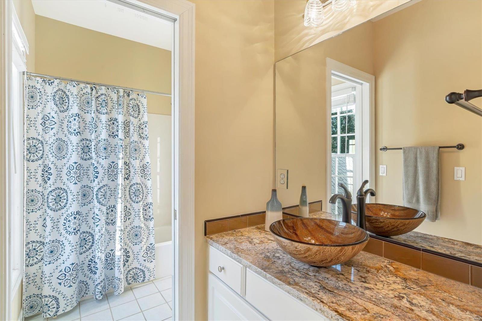 17975 Bonhomme Ridge Court Chesterfield, MO 63005 - Photo 47 of 69