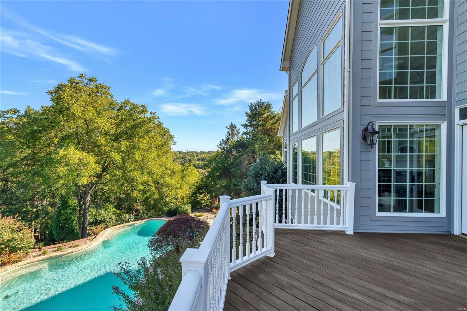 17975 Bonhomme Ridge Court Chesterfield, MO 63005 - Photo 8 of 69