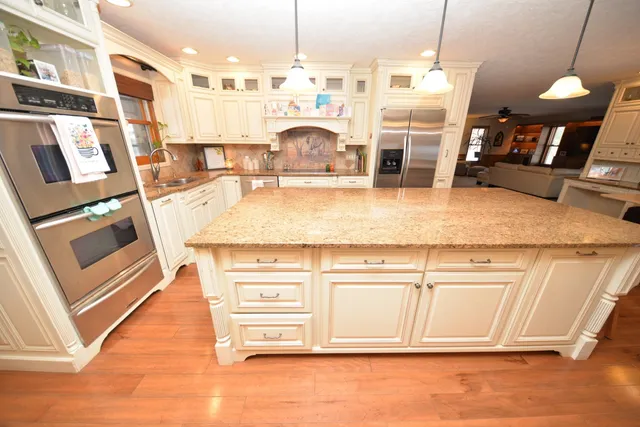 $399,000 | 833 North 27th Street, Mount Vernon, IL 62864