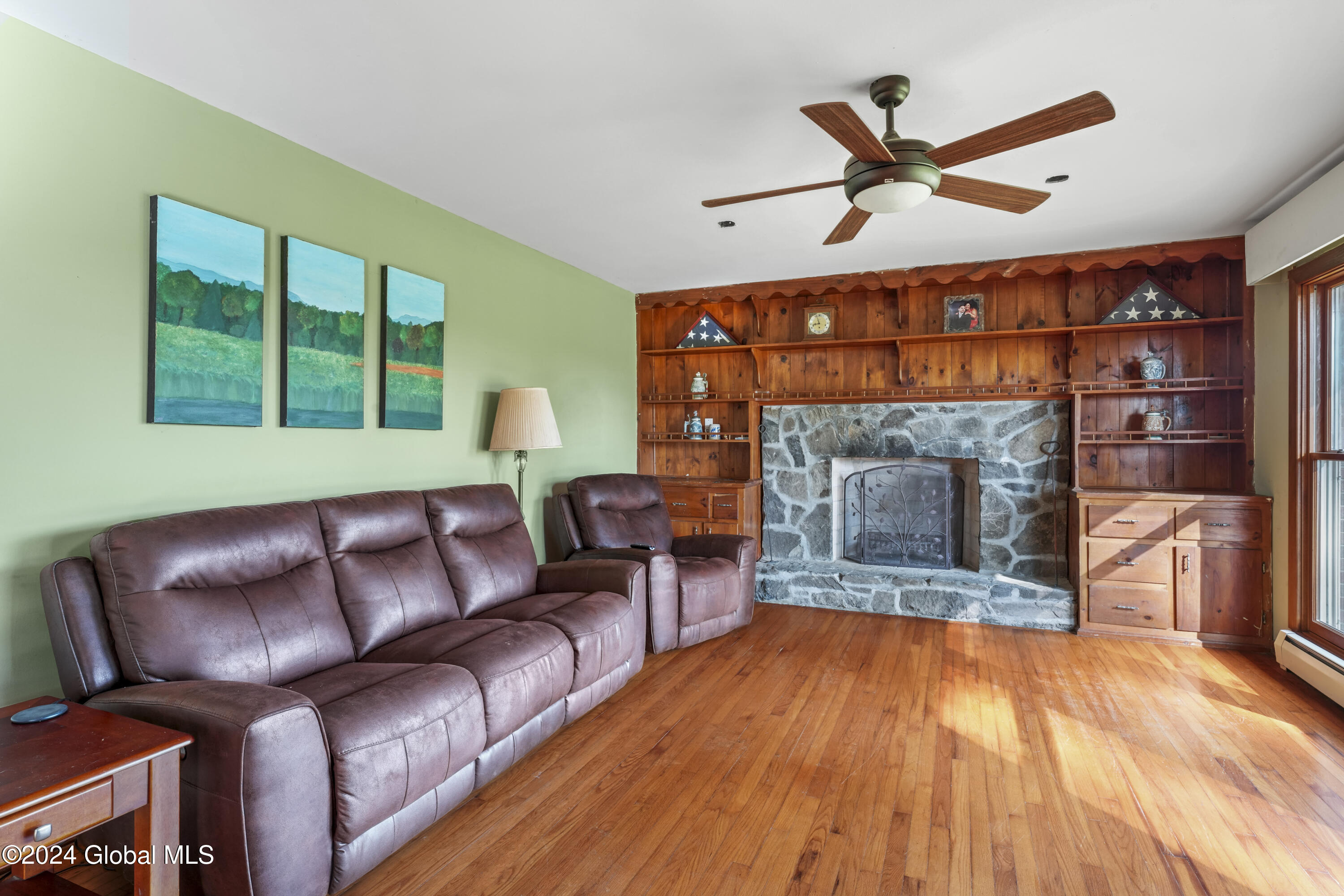 577 Valley Falls Road Pittstown, NY 12121 - Photo 5 of 51 577_Valley_Falls_Rd_Melrose_NY_12121_1_