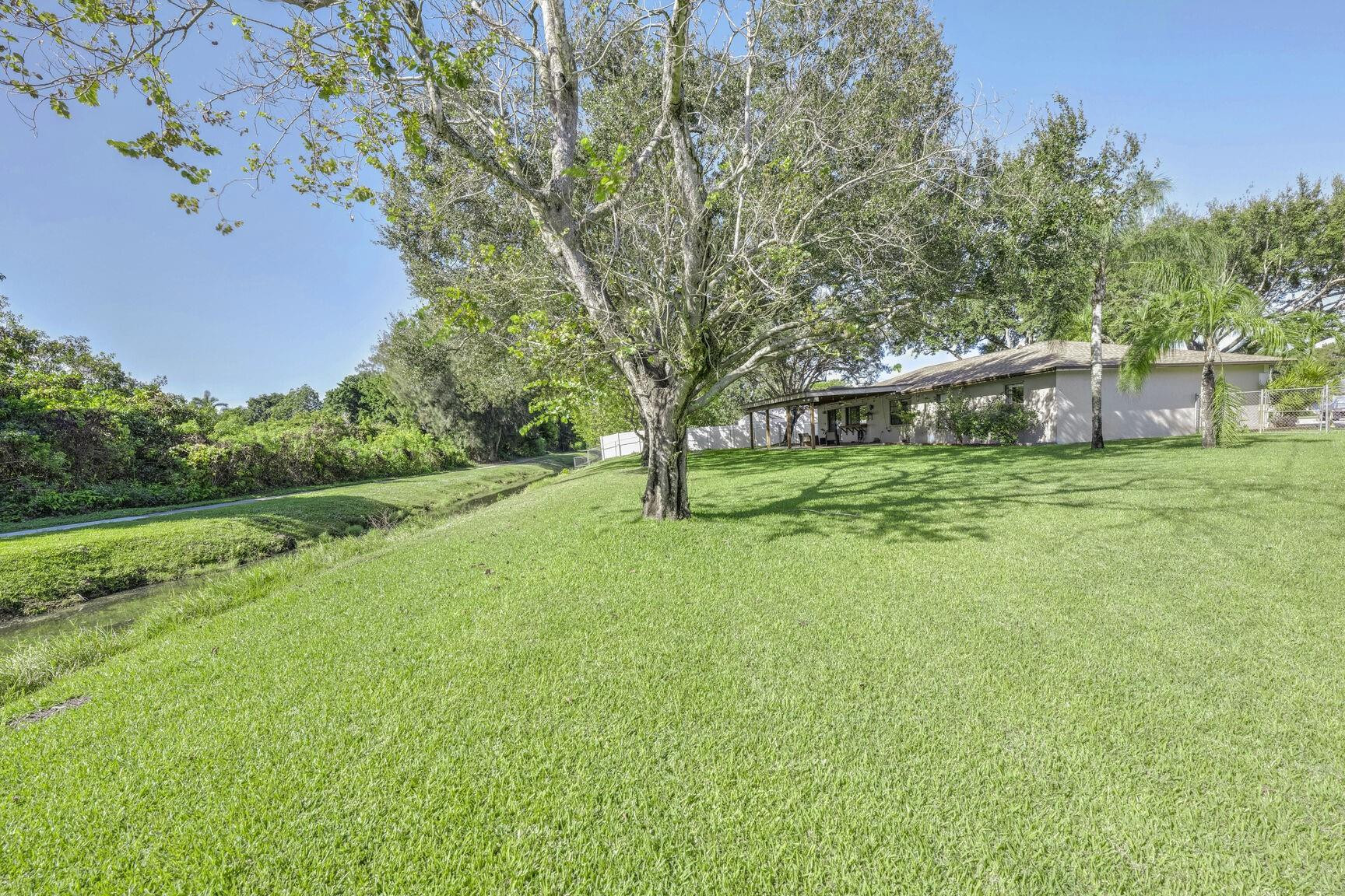 12630 Southwest 13th Manor Davie, FL 33325 - Photo 18 of 22