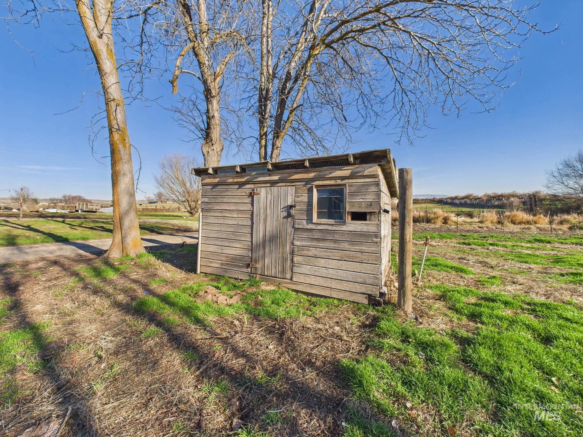 7352 Custer Road Fruitland, ID 83619 - Photo 35 of 43 View of shed featuring a view of countryside