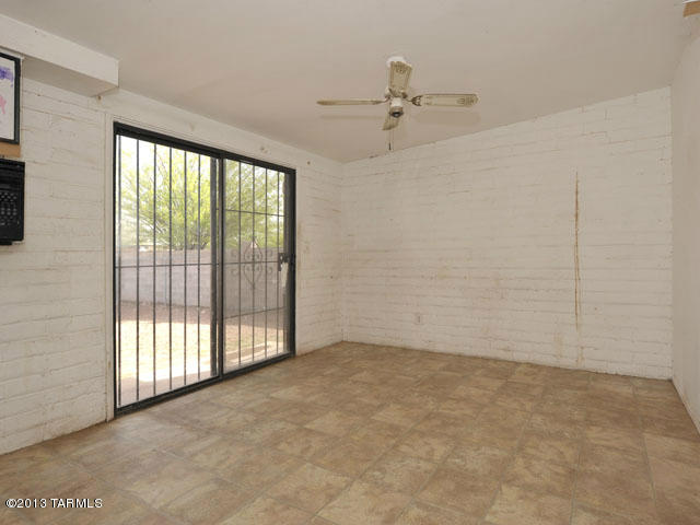 109 East Corona Road Tucson, AZ 85756 - Photo 11 of 26 Gallery Image 11