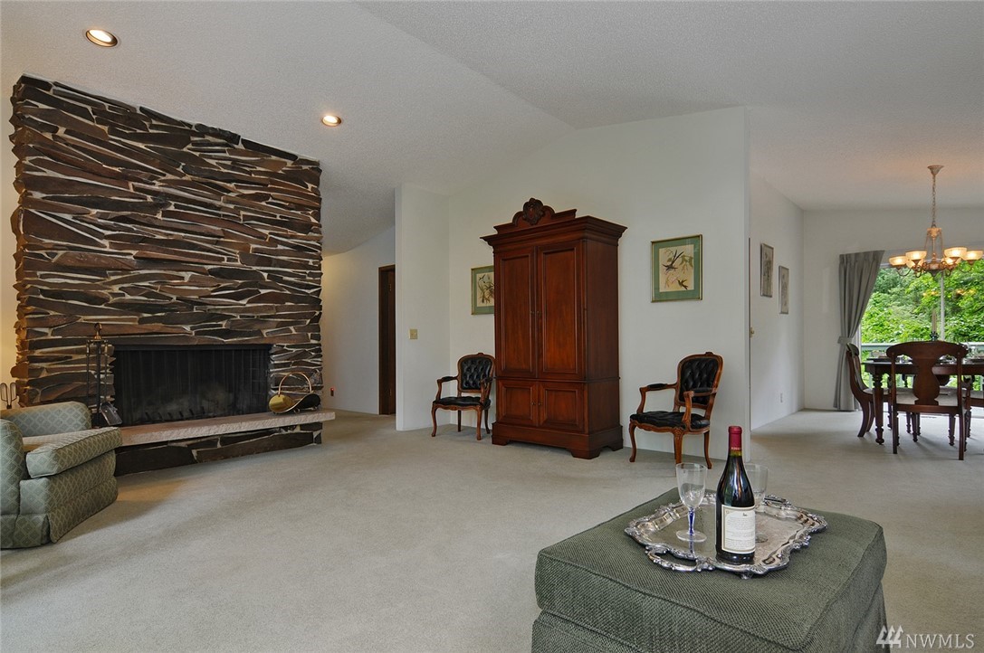 22002 Redmond-Fall City Road Northeast Redmond, WA 98053 - Photo 16 of 25 Gallery Image 16