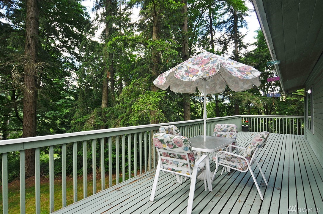 22002 Redmond-Fall City Road Northeast Redmond, WA 98053 - Photo 22 of 25 Gallery Image 22