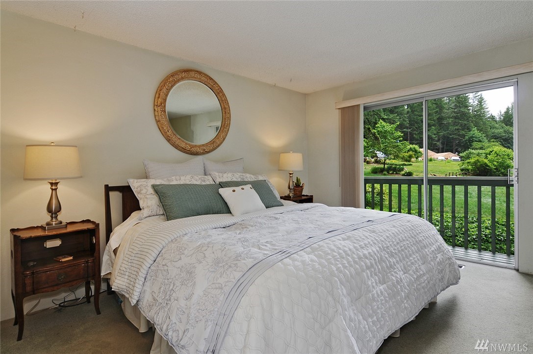 22002 Redmond-Fall City Road Northeast Redmond, WA 98053 - Photo 8 of 25 Gallery Image 8