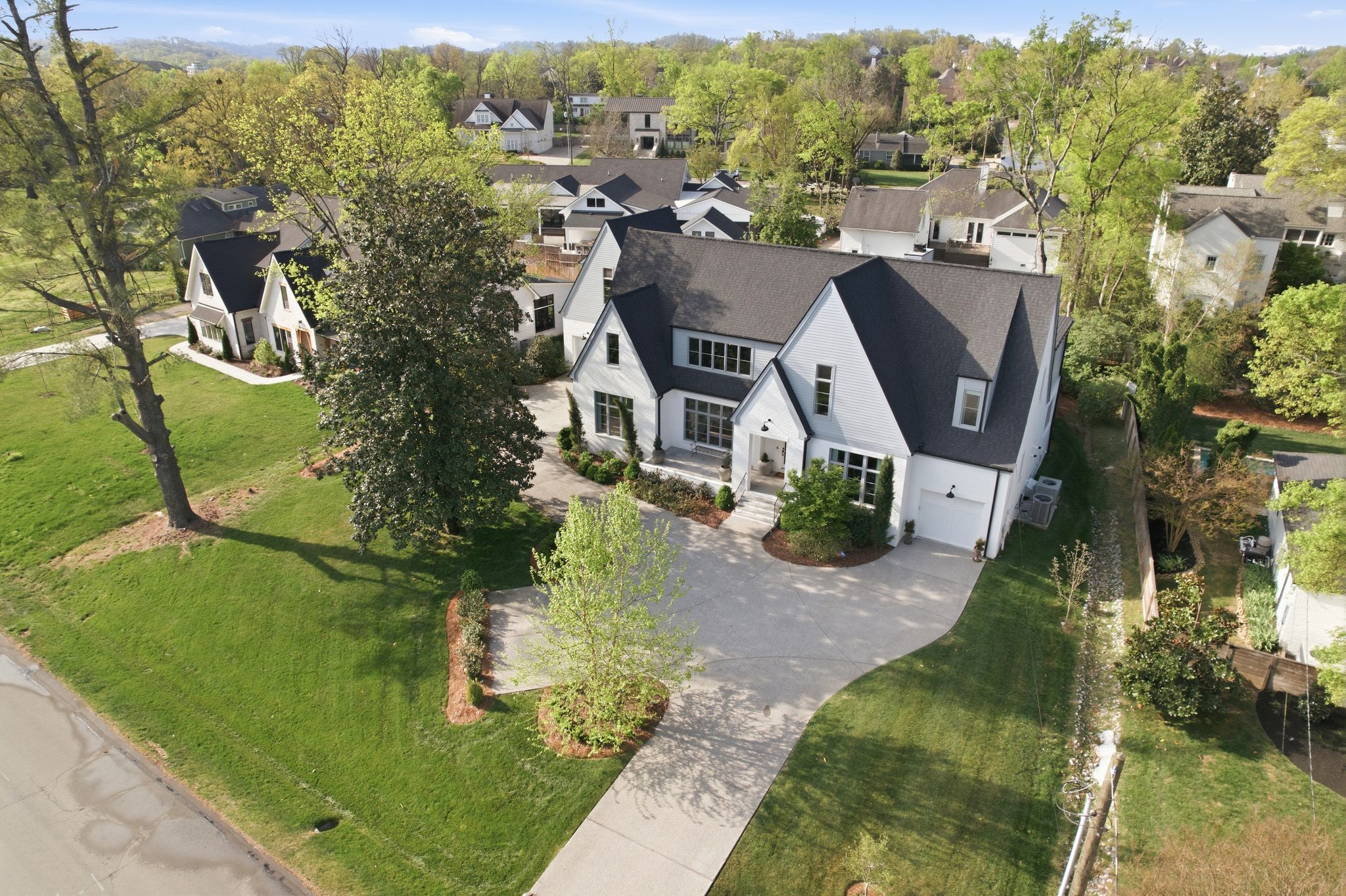 2825 Sugar Tree Road Nashville, TN 37215 - Photo 69 of 70