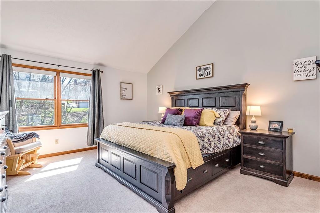 212 Randy Lane Coraopolis, PA 15108 - Photo 10 of 25 Gallery Image 10